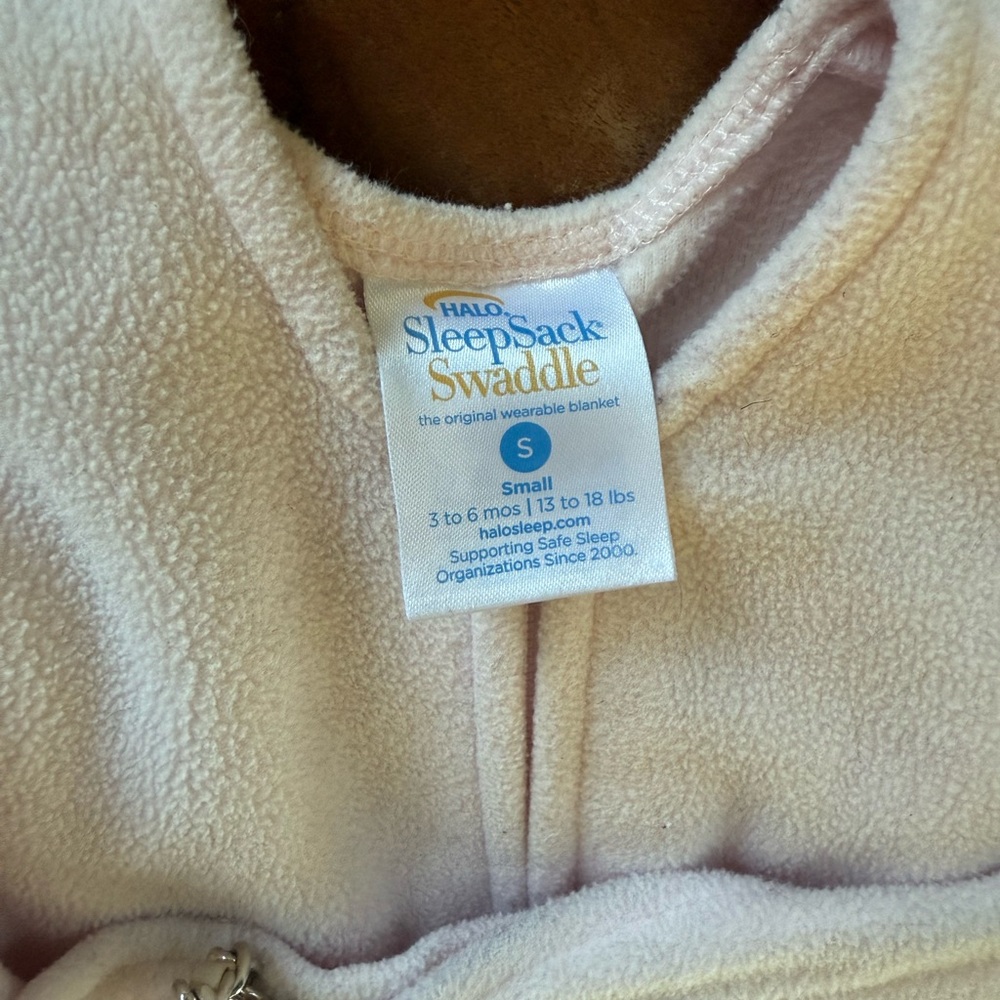 Halo Swaddle in Soft Pink